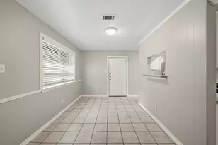 4605 Orange Cir N, Pearland, TX 77581 - Photo 3