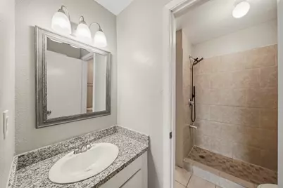 4605 Orange Circle N, Pearland, TX 77581 - Photo 9