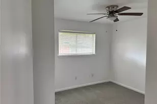 10415 Sageburrow Dr, Houston, TX 77089 - Photo 17