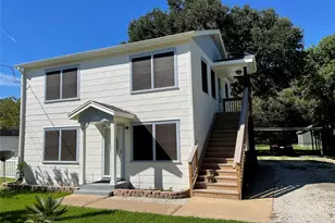 1016 S Booth Ln, Alvin, TX 77511 - Photo 1