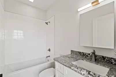 2102 Mechanic Street #302, Galveston, TX 77550 - Photo 13