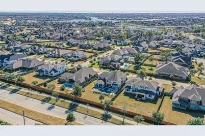 19610 Hickory Heights Drive, Cypress, TX 77433 - Photo 33