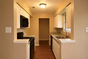7310 Arista Dr, Houston, TX 77083 - Photo 5