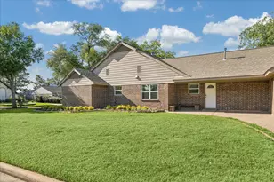 2702 Quincannon Ln, Houston, TX 77043 - Photo 27