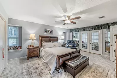 2004 E Lake Drive, Huntsville, TX 77340 - Photo 17