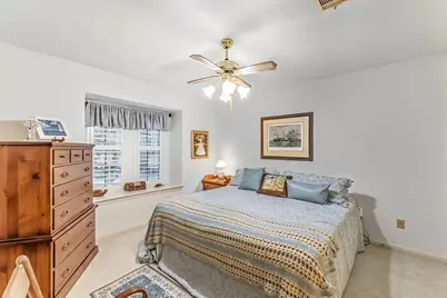 2004 E Lake Drive, Huntsville, TX 77340 - Photo 23