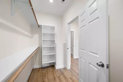 9409 Clinton Drive, Houston, TX 77029 - Photo 17