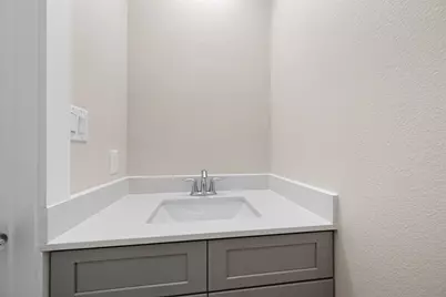 9409 Clinton Drive, Houston, TX 77029 - Photo 23