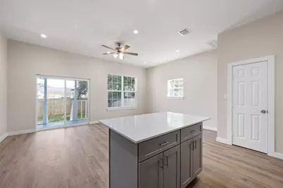 9409 Clinton Drive, Houston, TX 77029 - Photo 9