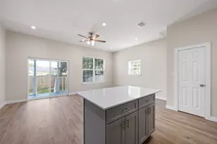 9409 Clinton Dr, Houston, TX 77029 - Photo 9