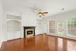 12439 Rutgers Park Ct, Houston, TX 77058 - Photo 5