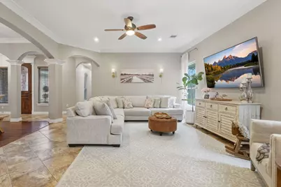1680 Beech Drive, Conroe, TX 77385 - Photo 9