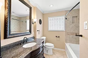 3731 Latma Dr, Houston, TX 77025 - Photo 15
