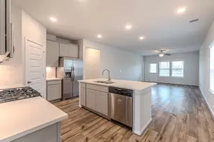 100 Ashe Juniper Wy, Magnolia, TX 77354 - Photo 7