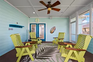 946 Raymond, Port Bolivar, TX 77650 - Photo 15