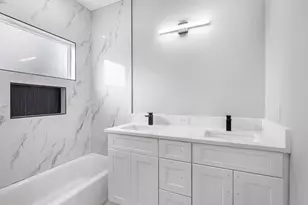 991 South Ln, Houston, TX 77088 - Photo 25