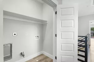 991 South Ln, Houston, TX 77088 - Photo 27