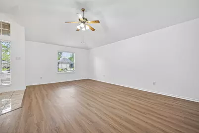 10027 Encino Cove Court, Houston, TX 77064 - Photo 11