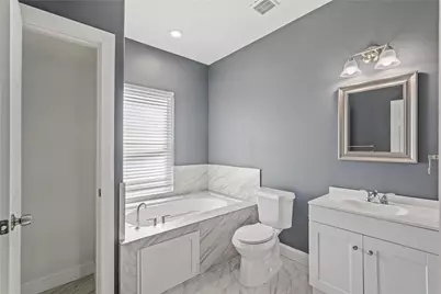 2116 Bidwell Drive, Houston, TX 77018 - Photo 21