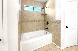 16126 Spinnaker Dr, Crosby, TX 77532 - Photo 9