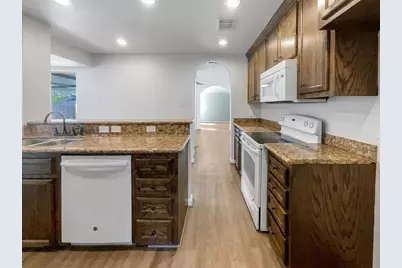 16126 Spinnaker Drive, Crosby, TX 77532 - Photo 5