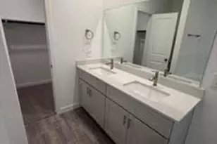 9007 Bay Ldg Ln, Baytown, TX 77521 - Photo 7