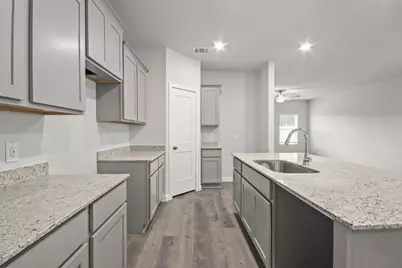 492 Shoreview Drive, Conroe, TX 77303 - Photo 5