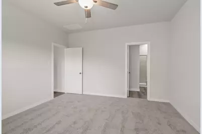 492 Shoreview Drive, Conroe, TX 77303 - Photo 11