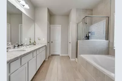 10602 Sunrise Park Lane, Humble, TX 77396 - Photo 7