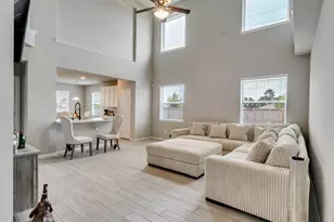 10602 Sunrise Pk Ln, Humble, TX 77396 - Photo 9