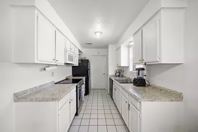 438 Vane Way, Crosby, TX 77532 - Photo 9