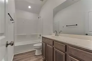 211 Garnett St, Magnolia, TX 77354 - Photo 27