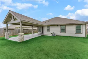 211 Garnett St, Magnolia, TX 77354 - Photo 1