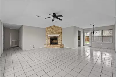 2823 Forest Point Drive, League City, TX 77573 - Photo 5
