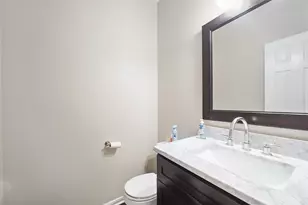 5710 Eldridge Glen Dr, Houston, TX 77041 - Photo 9