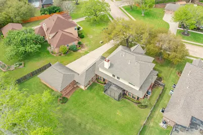 95 Rosewood Street, Lake Jackson, TX 77566 - Photo 7