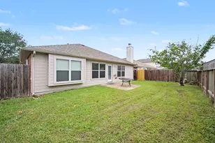 10235 Mills Run Dr, Houston, TX 77070 - Photo 23