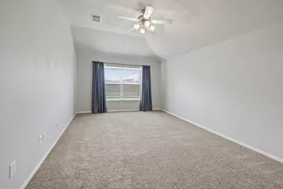 10235 Mills Run Drive, Houston, TX 77070 - Photo 11