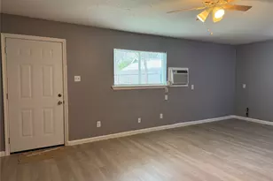 8010 Roswell St, Houston, TX 77022 - Photo 3