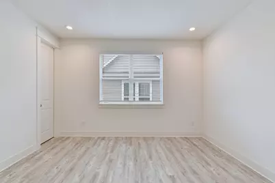 3508 Oak Forest Grove Drive, Houston, TX 77018 - Photo 23