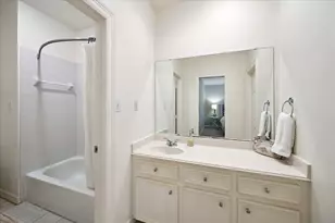 2518 Sheridan St, Houston, TX 77030 - Photo 19