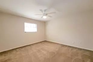 6302 1st St, Bellaire, TX 77401 - Photo 33