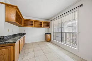 1311 Antoine Dr, Houston, TX 77055 - Photo 5