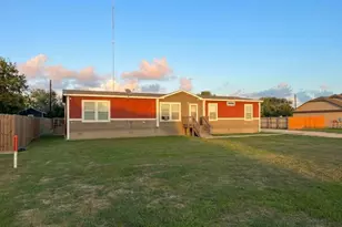 13036 Annette Rd, Angleton, TX 77515 - Photo 1