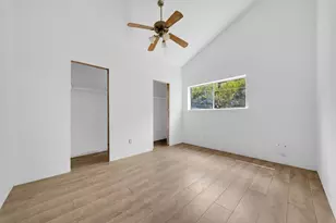 3058 Hazy Park Dr Dr, Houston, TX 77082 - Photo 9