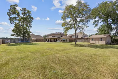 119 Crown Point Court, Magnolia, TX 77354 - Photo 35