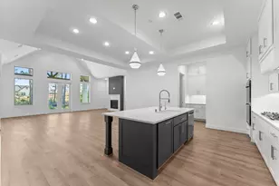 330 Eastern Towhee Ct, Magnolia, TX 77354 - Photo 5