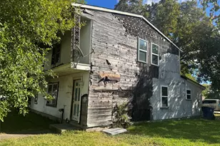 1139 7th Ave N, Texas City, TX 77590 - Photo 3