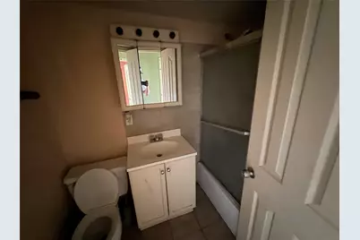 1139 7th Avenue N, Texas City, TX 77590 - Photo 7