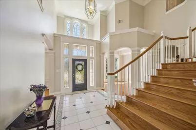 7807 Elm Tree Court, Sugar Land, TX 77479 - Photo 7